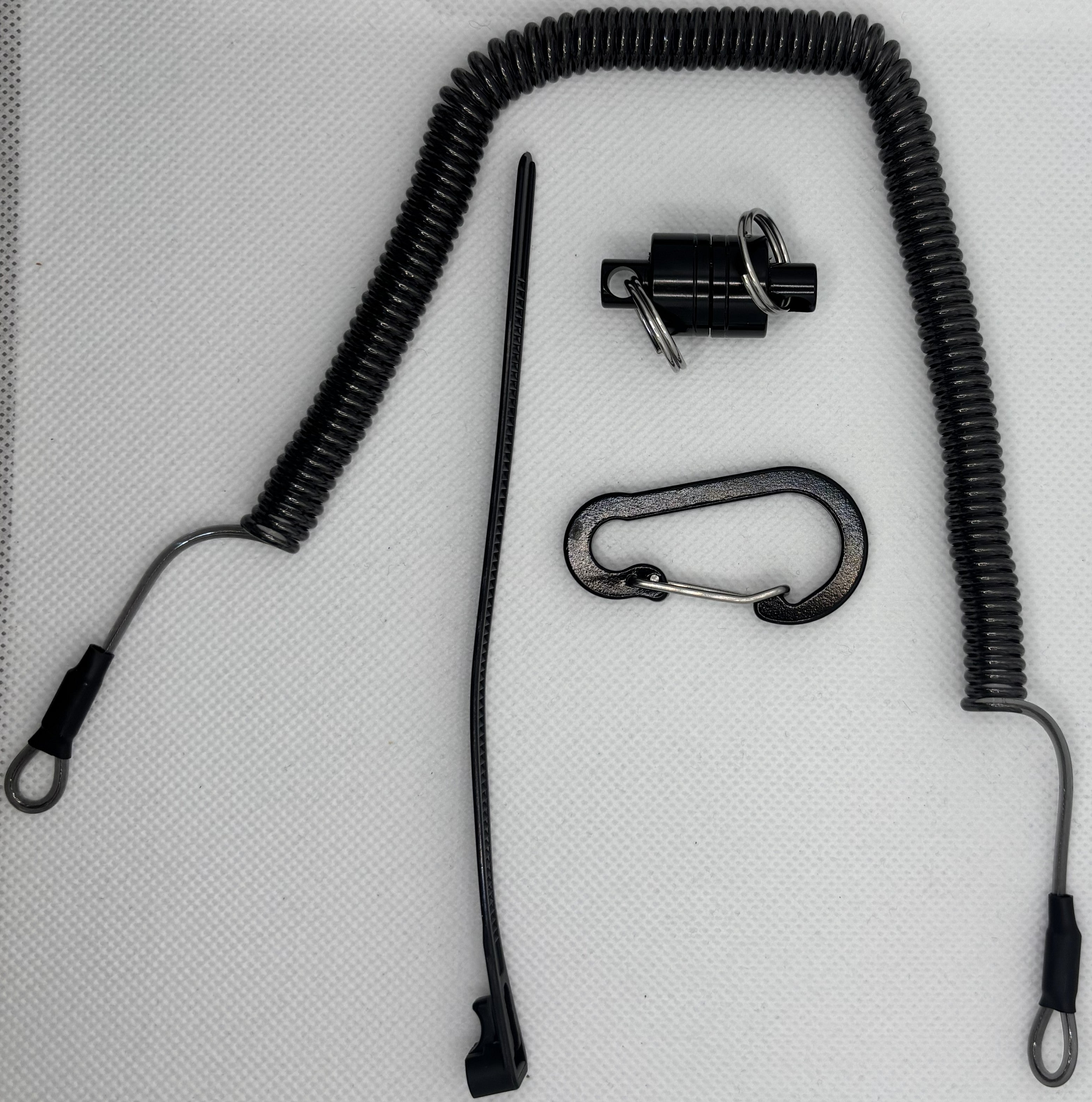 Apex Fishing Magnetic Net Release with Coiled Lanyard